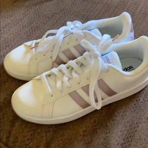 Adidas Grand Court Sneakers - White w/rose gold